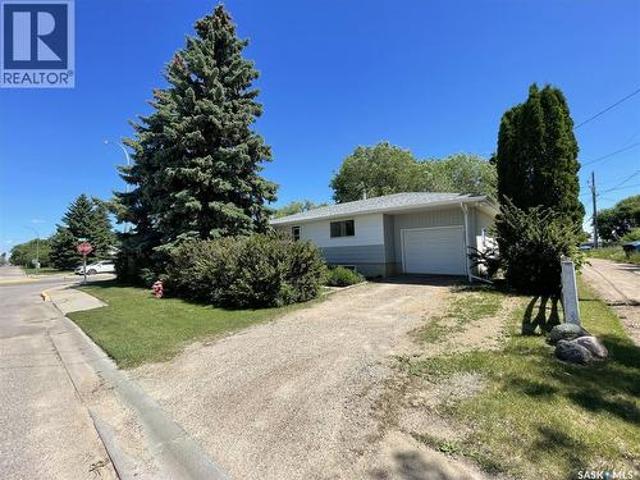 2800 1St Avenue E, Prince Albert, SK, S6V 2C8 house for sale | Listing ID SK042342 | Royal LePage