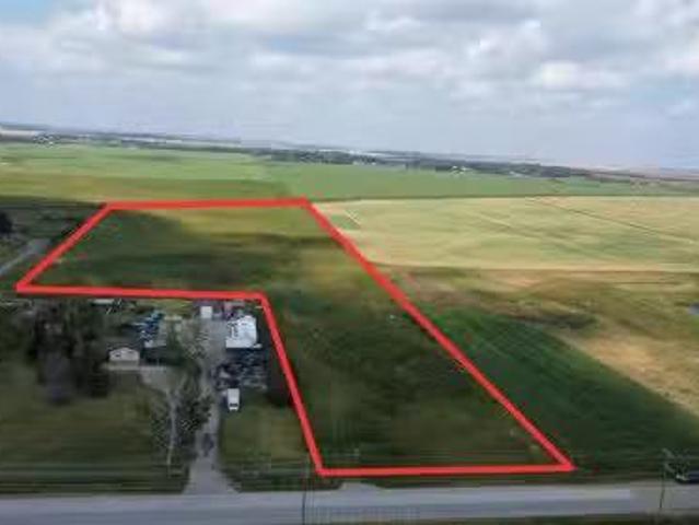 280132 Township Road 240, Chestermere, AB, T1K 0K5 vacant la.