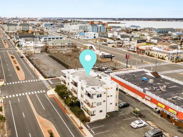 2801 N Baltimore Avenue # 309 HOLIDAY PLAZA