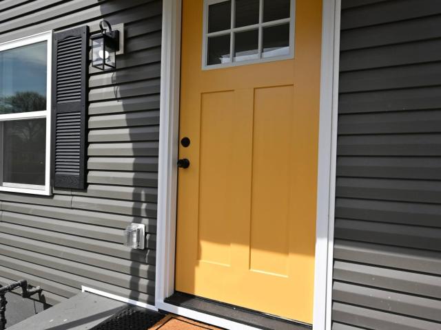 2801 Narragansett Dr