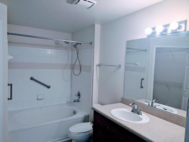 2801 Chancellorsville Dr, Unit 1208, Tallahassee, FL 32312 | MLS #385792