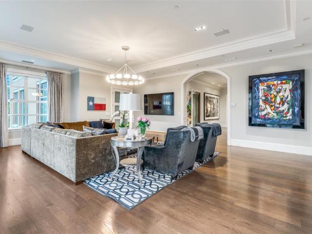 2801 Turtle Creek Boulevard # 3E