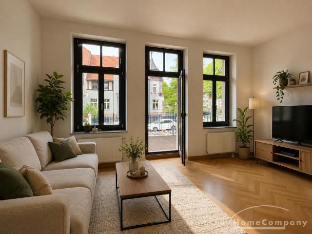 28024 HomeCompany Dresden Möbliert/Furnished 2 Zimmer Apartment im Herzen der Radeberger Vorstadt mit 2 Balkonen max. 2 Personen