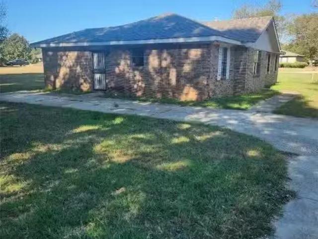 2803 OLD COLUMBUS RD, TUSKEGEE, AL 36083