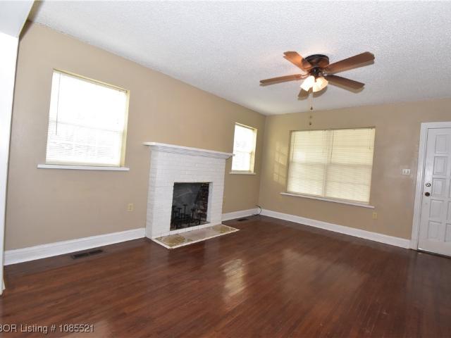 280 4th Street