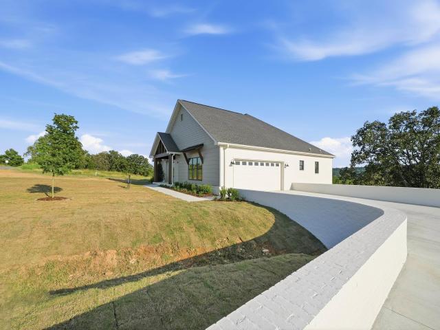 280 Castleberry Rd