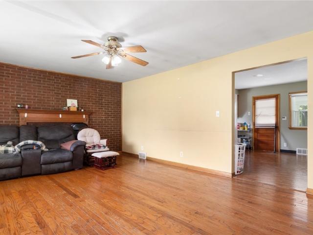 280 E Highland Drive