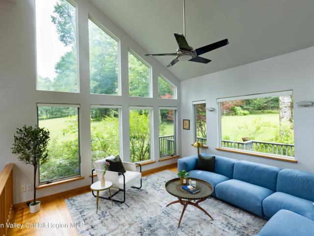 280 Elk Point Road