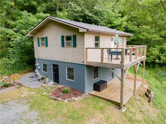 280 Lynn Hill Road