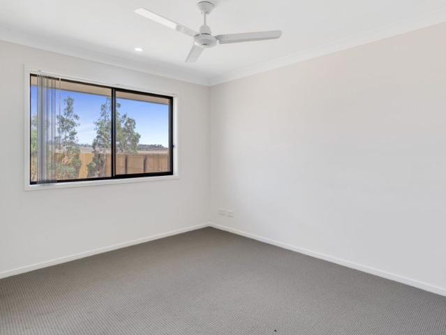 2/80 Magpie Drive