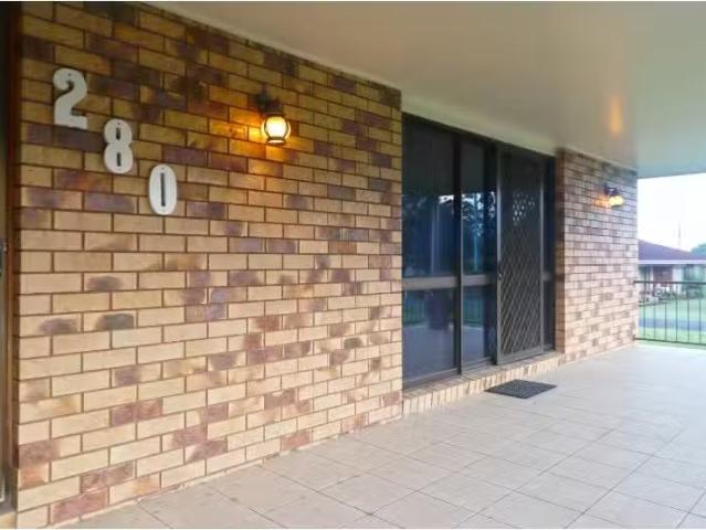 280 Summerland Way, KYOGLE House for rent Listed by Ciska Laa.