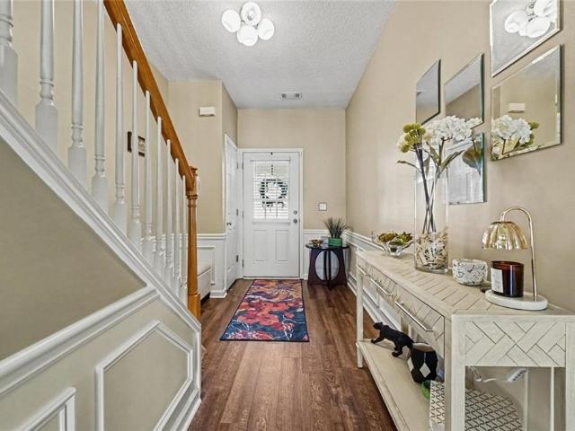 280 Regent Square