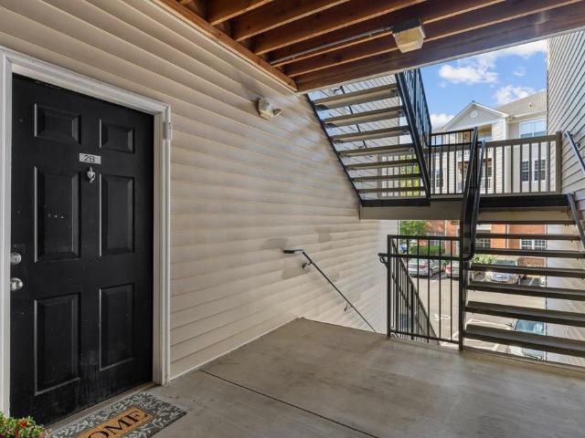 280 Riverbend Dr # 2B