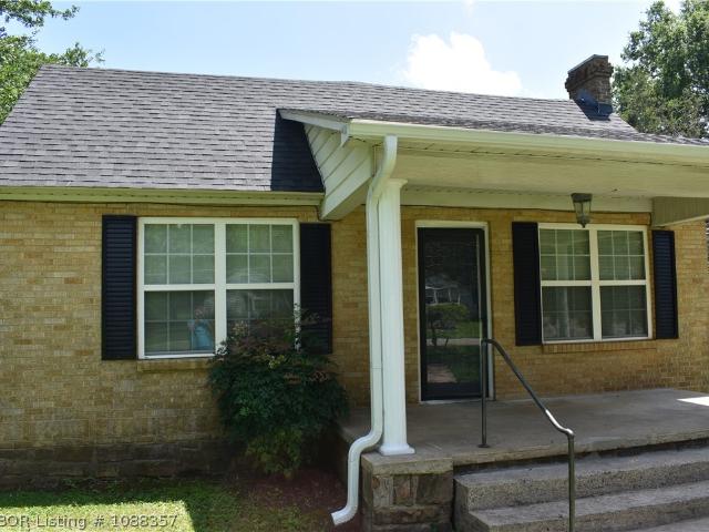 280 W 4th Street