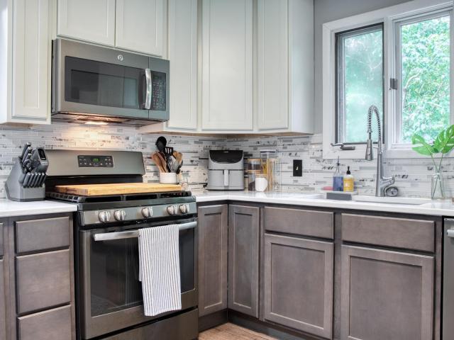 280 W Henderson Road