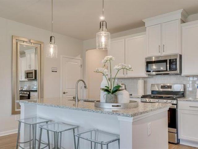 280 Westfield Circle