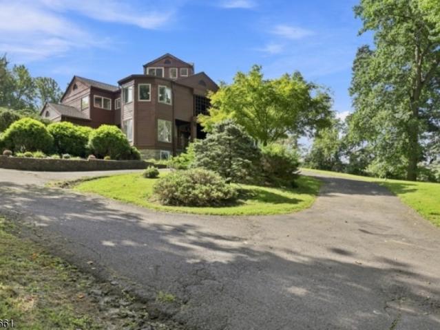 2814 River Rd