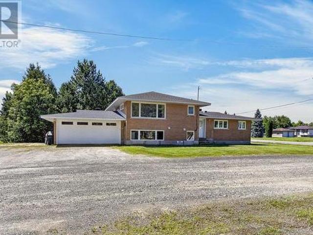2815 Main Street, Blezard Valley, ON, P0M 1E0 house for sale | Listing ID 2129 | Royal LePage
