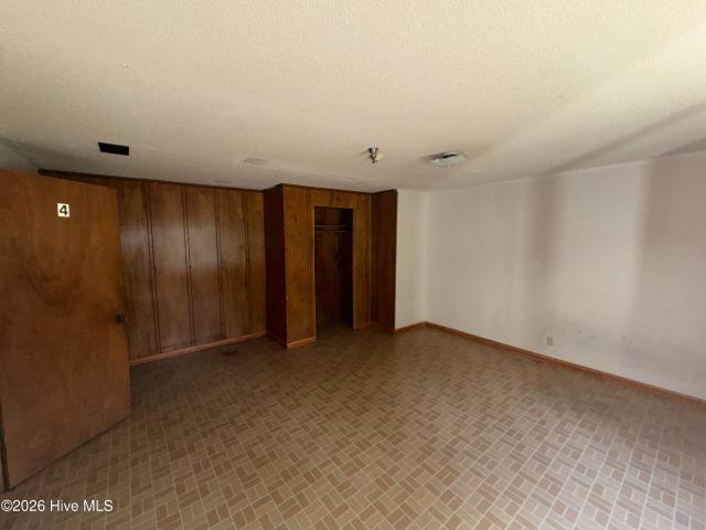 2815 Deans Bridge Road