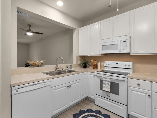 2815 Kings Crossing Dr, Unit 102, Houston, TX 77345 | MLS #28075