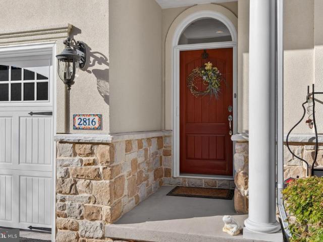 2816 Mimosa Lane