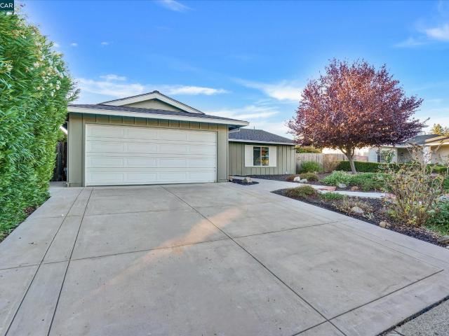 2816 Aptos Way