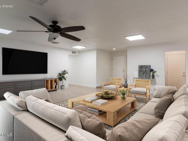 2816 w villa maria drive