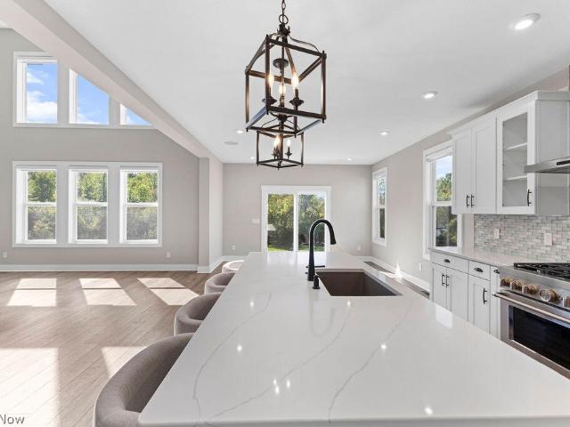 2818 Weeping Pine Drive