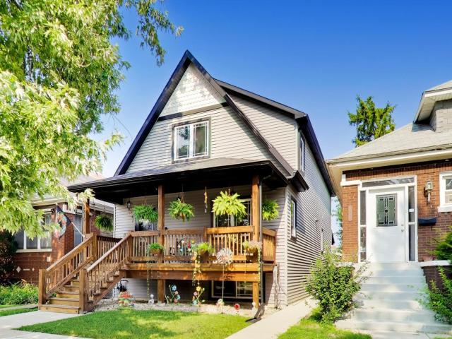 2819 Cuyler Avenue
