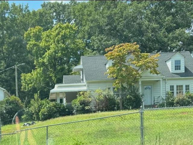 2819 Poinsett Highway