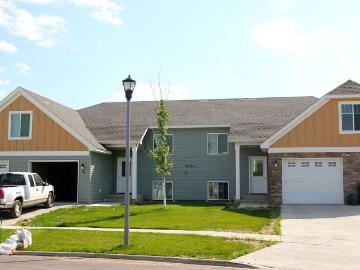 2819 15th Ave NW 2 Bedroom Apartment for Rent at 2819 15th Ave Nw, Minot, ND 58703