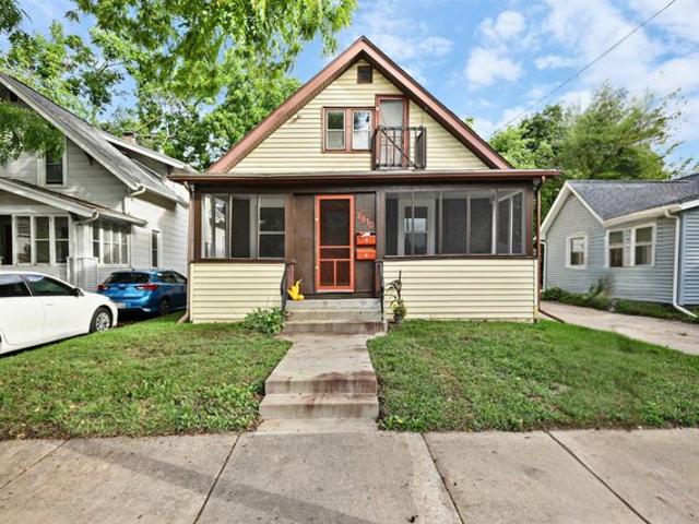 2810 Milwaukee St, Madison, WI 53704