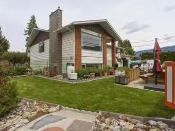 2810 Okanagan Street, Armstrong, BC, V4X 0A8 house for sale.