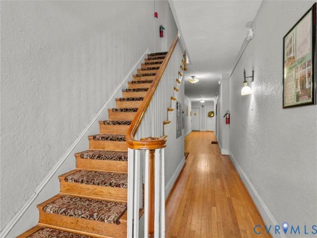 2810 Kensington Avenue U10