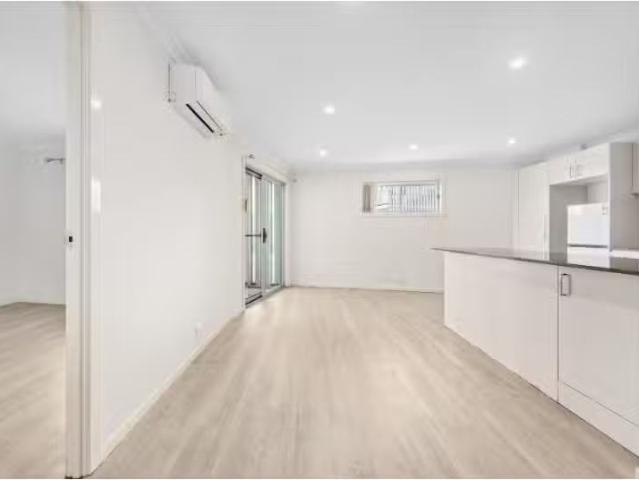 28/119 Redfern Street, Macquarie Apartment for rent Listed by.