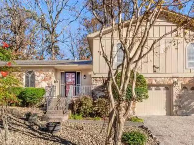 2811 BRECKENRIDGE DR, LITTLE ROCK, AR 72227