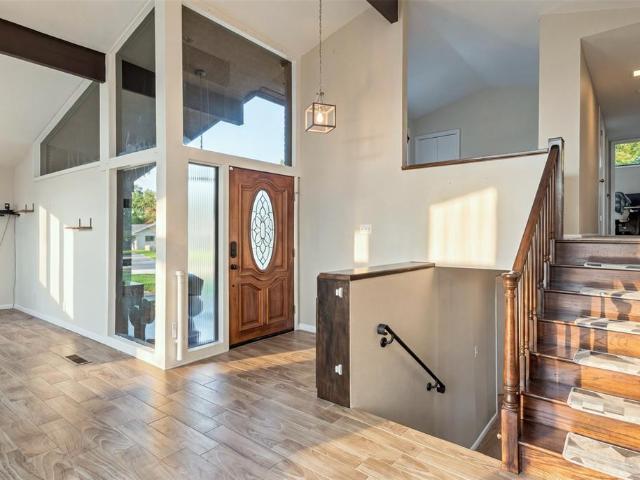2811 Crowley Court