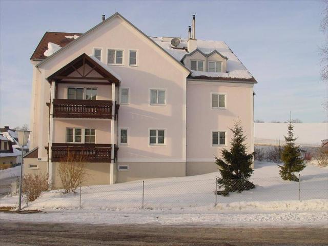 2811 Wiesmath, Wr. Neustädter Str.47/Stiege 1