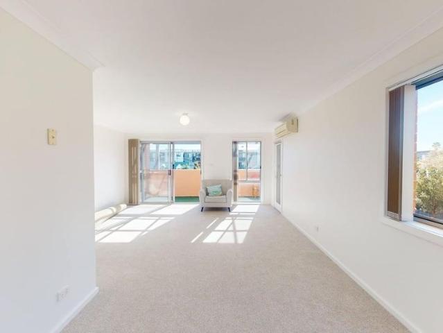 28/12 Grey Street, Wickham NSW 2293