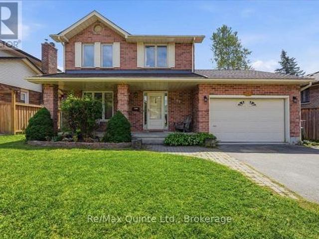 281 College Street W, Belleville Ward, ON, K8P 4Z6 house for sale | Listing ID X13670 | Royal LePage