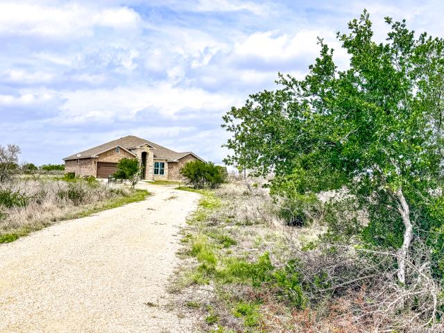 281 Legend Hills, Uvalde, TX 78801 | MLS #1959