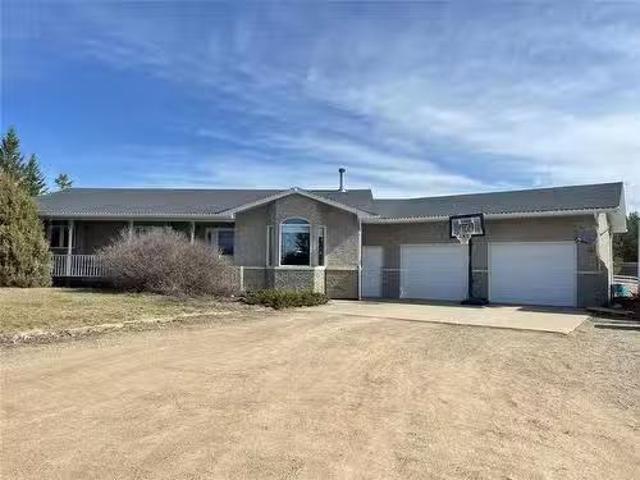 281 Sandy Road, Shilo, MB, R0K 2A0 house for sale Listing I.