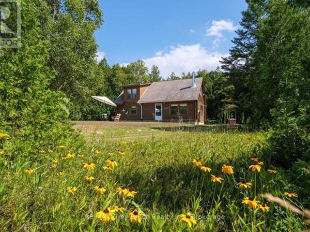 281 Shoreline Avenue, South Bruce Peninsula, ON, N0H 2T0 house for sale | Listing ID X13725 | Royal LePage