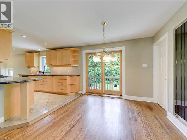 281 PINEHURST Drive, Oakville, Ontario, L6J4X2