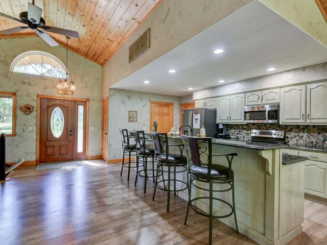 281 Queensberry Drive