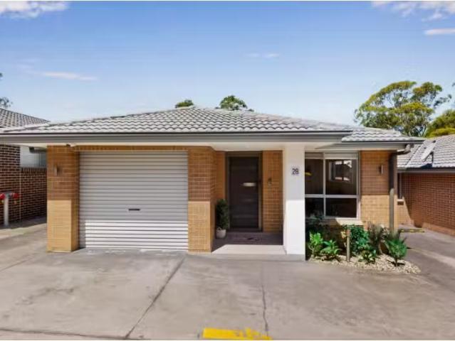 28/1 Roland Street, GREYSTANES Apartment for rent Listed by C.