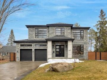 House for sale in T, Brossard - Garden