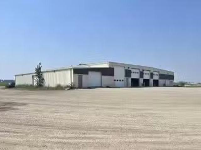 28244 Highway 590, Rural Red Deer County, AB, T4G 0E6 commer.