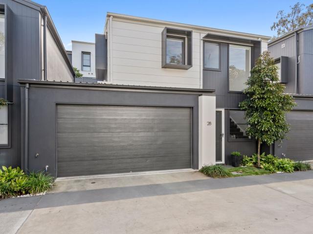 28/25 Oasis Close, MANLY WEST, QLD 4179