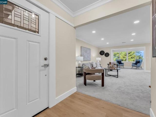 2825 Ptarmigan Drive 3